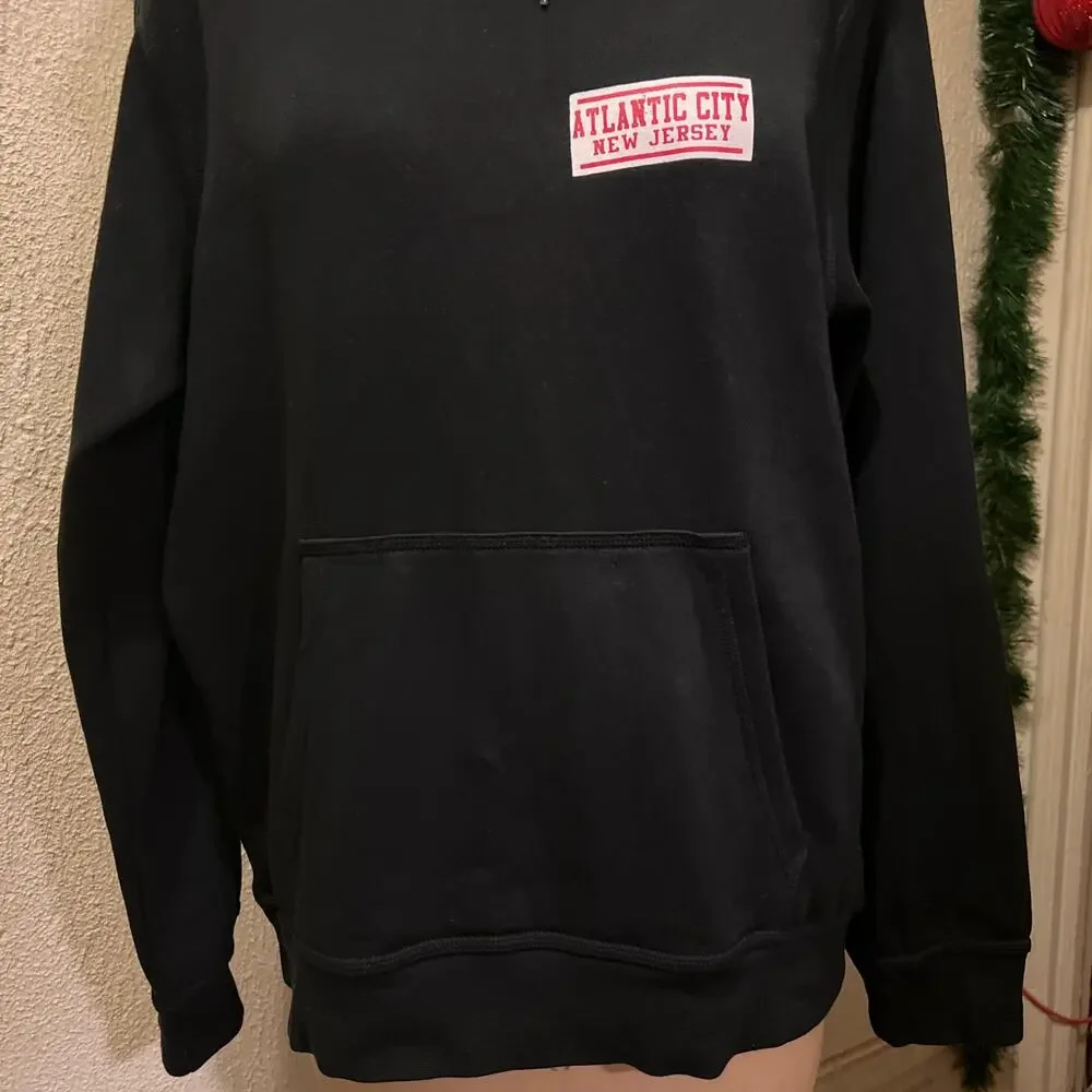 Atlantic City New Jersey Black Pullover Sweatshirt Hoodie Unisex Size S